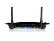 Мрежово оборудване Linksys WRT160NL