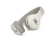 Слушалки JBL E45BT, в бяло