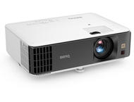 Проектори BenQ TK700